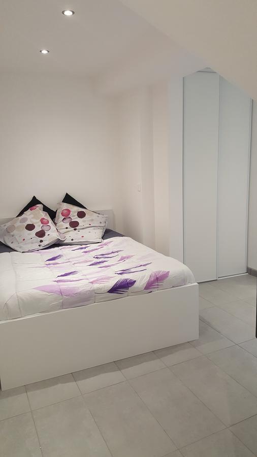Colbert Apartment Dieppe Bagian luar foto
